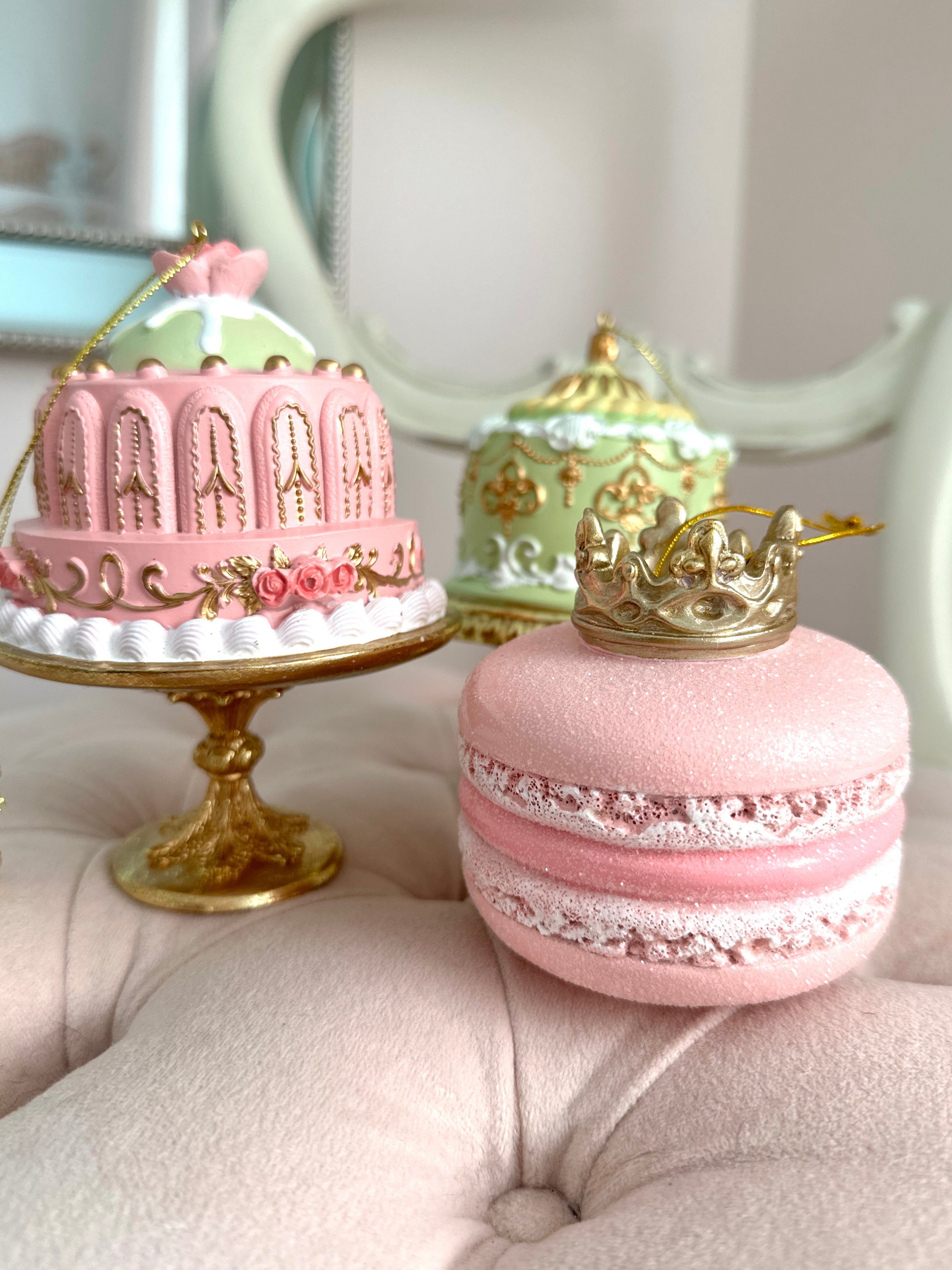 French Mint Antoinette Cake
