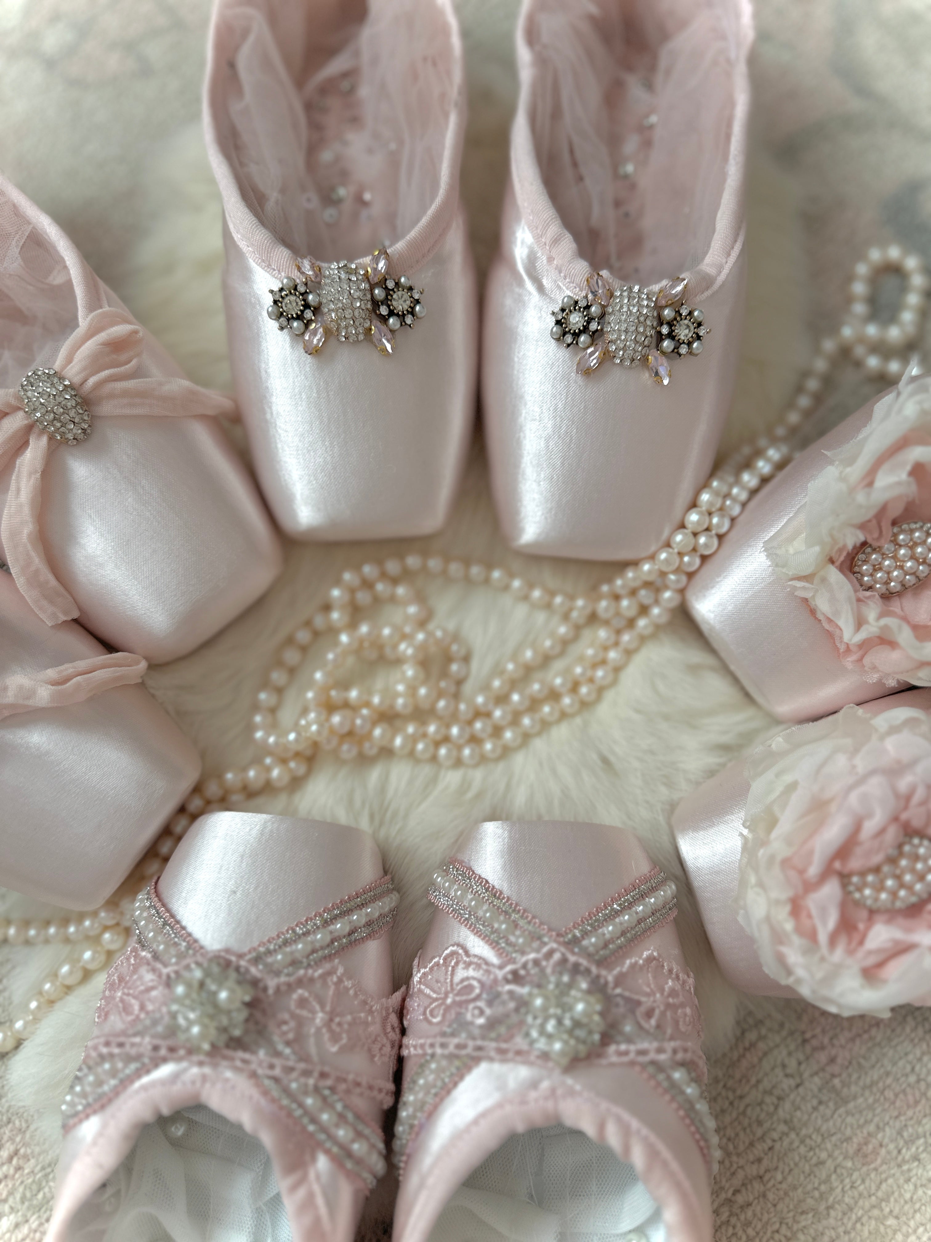 The “Fleur” Ballet Pointe Slippers