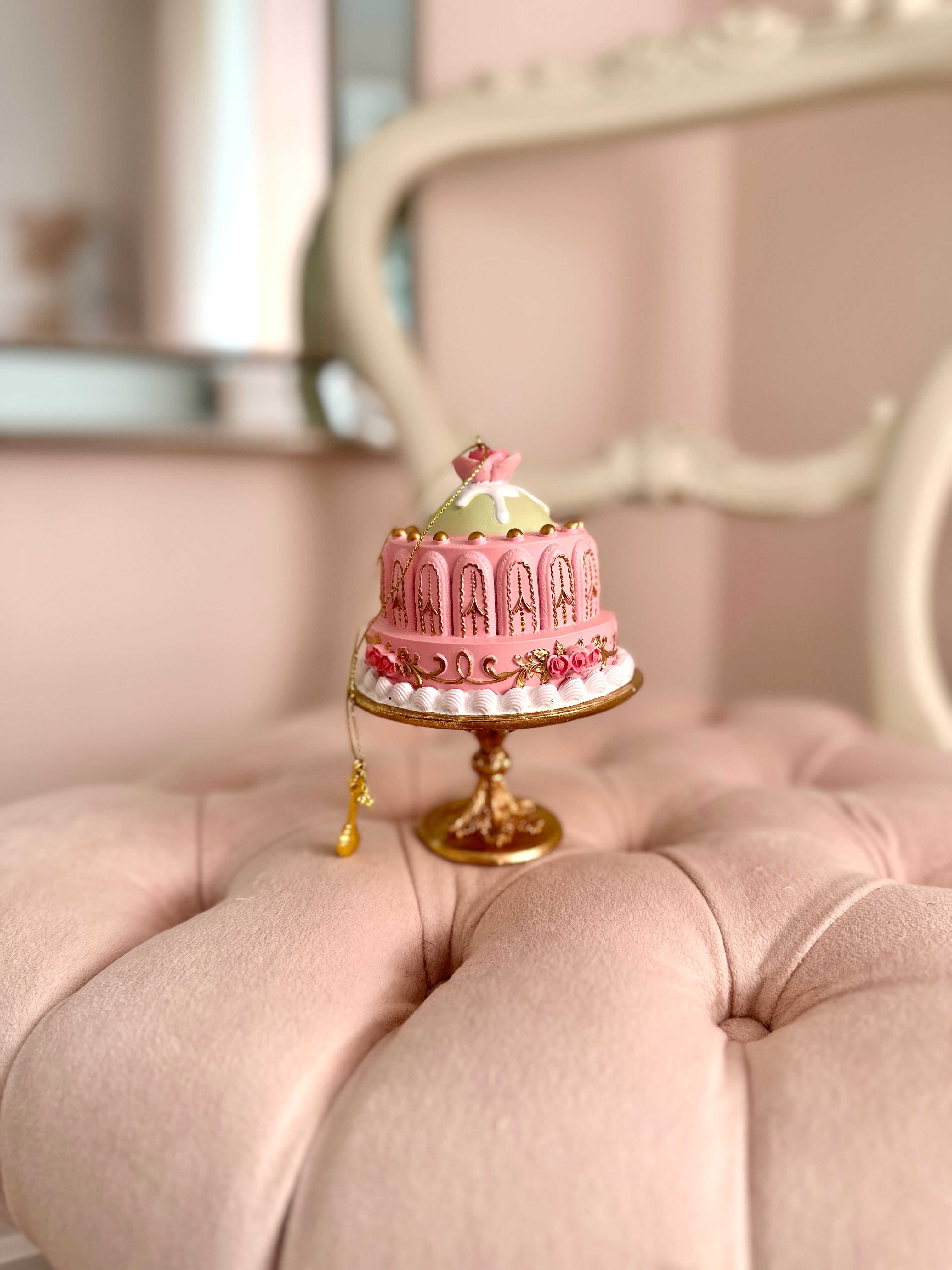 Rose & Mint Antoinette Cake