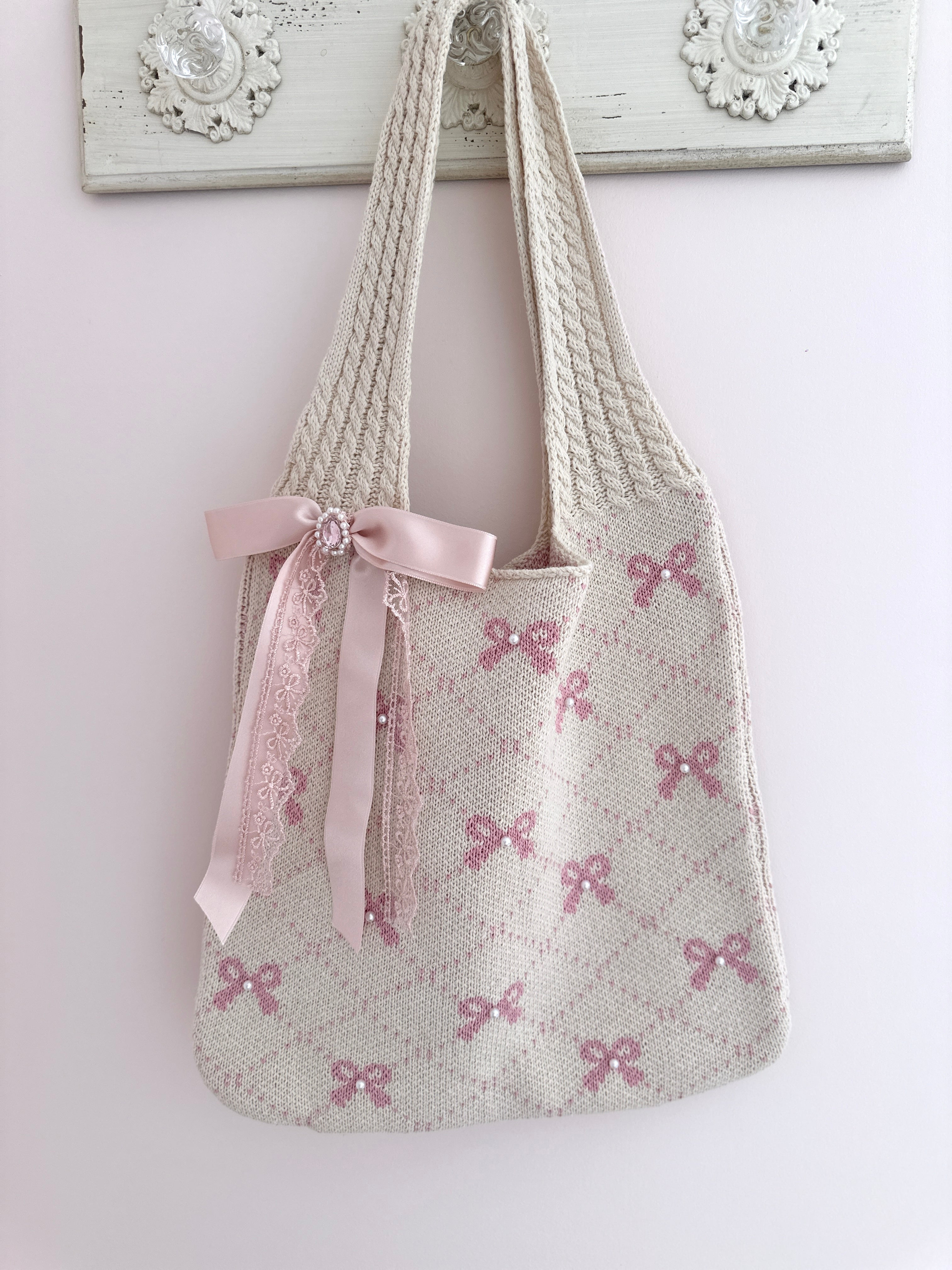 The “Anastasia” Bow Tote