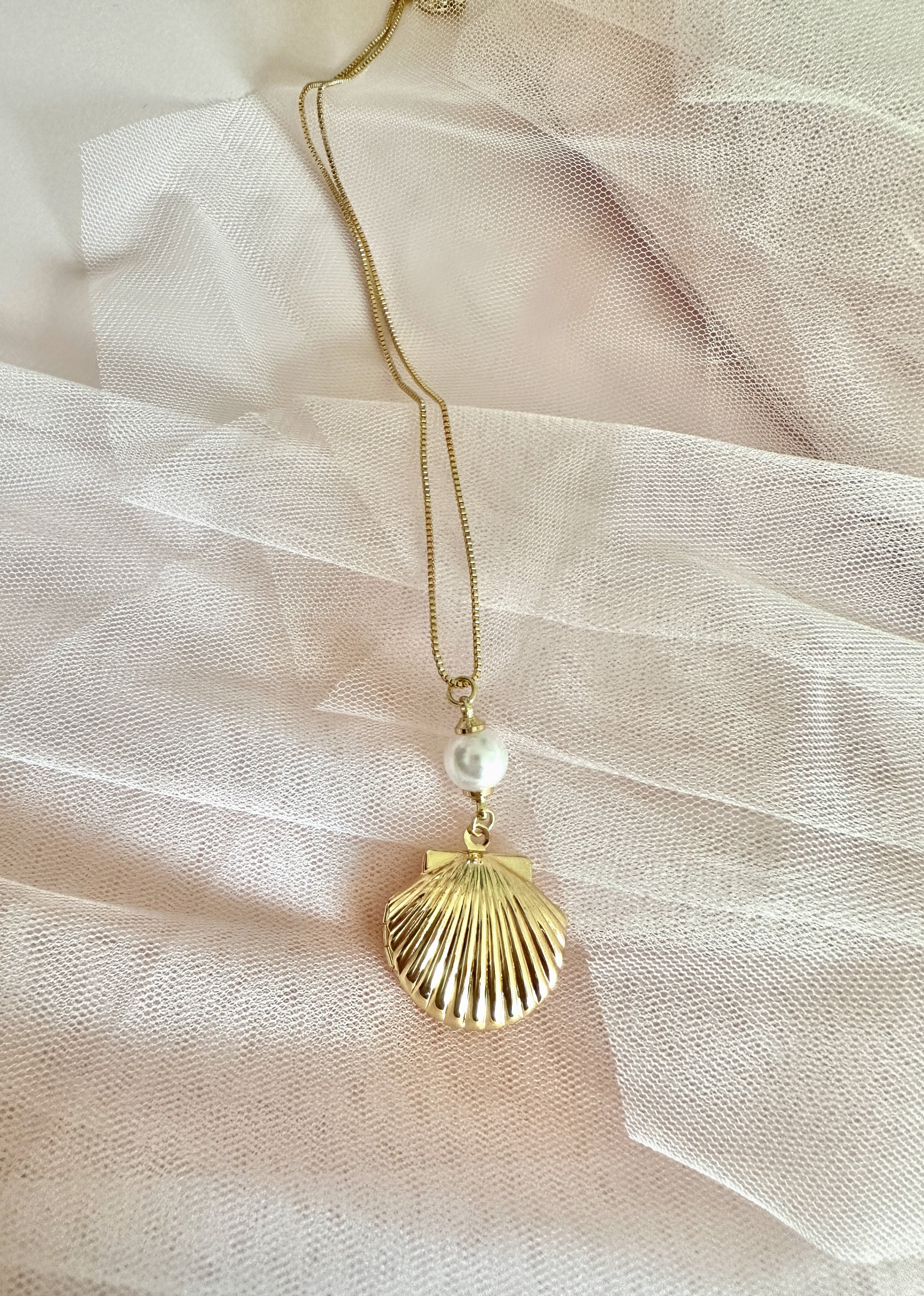 The “Halle” Seashell Locket Necklace