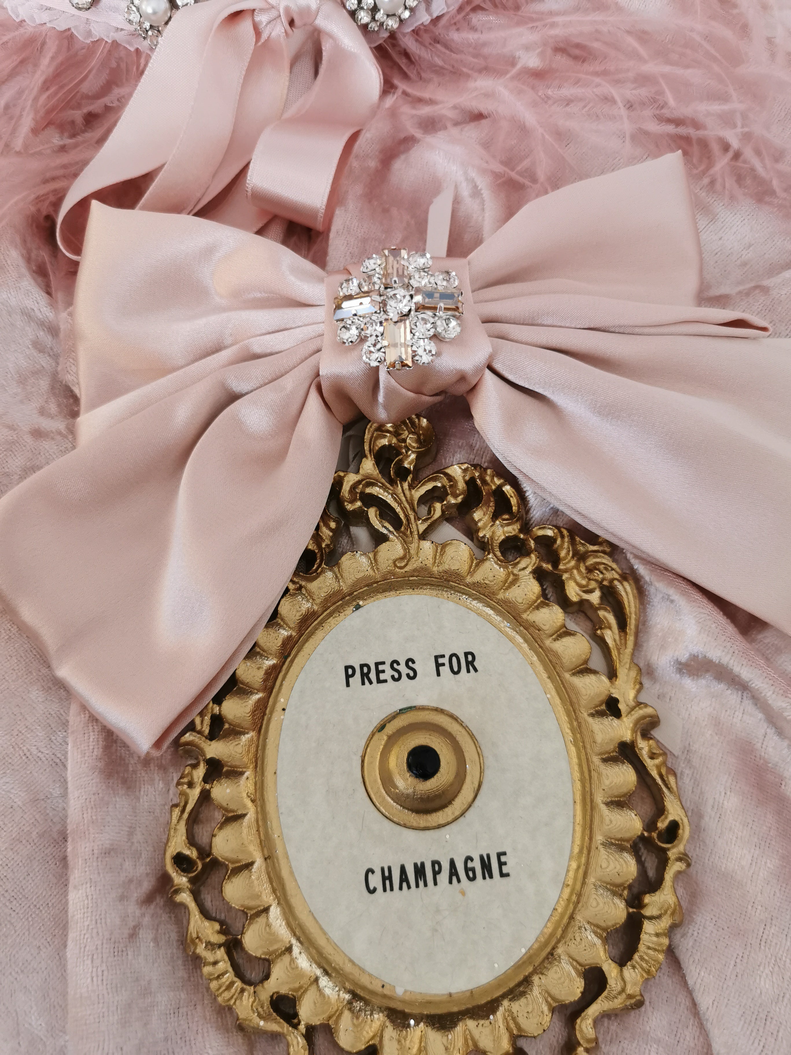 "Press For Champagne" French Bow